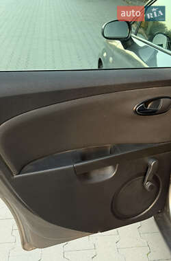 Хэтчбек SEAT Leon 2007 в 