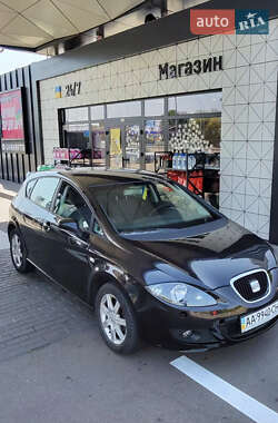 Хэтчбек SEAT Leon 2006 в Киеве