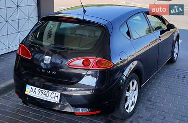 Хэтчбек SEAT Leon 2006 в 