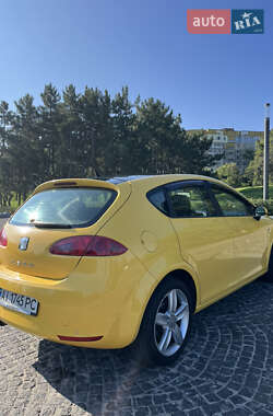 Хэтчбек SEAT Leon 2008 в 