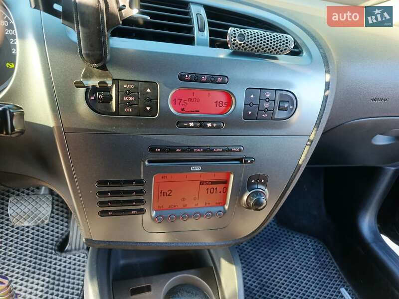 Хэтчбек SEAT Leon 2006 в Одессе фото 10 Хэтчбек SEAT Leon 2006 в Одессе