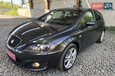 Хэтчбек SEAT Leon 2010 в Луцке