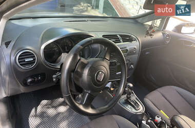 Хэтчбек SEAT Leon 2008 в 