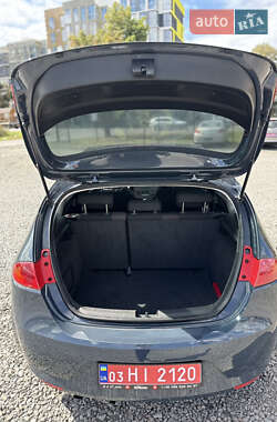 Хэтчбек SEAT Leon 2007 в 