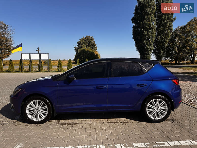 Хэтчбек SEAT Leon 2017 в Киеве