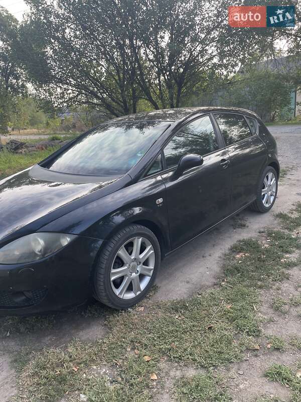 Хэтчбек SEAT Leon 2007 в Каменском фото 4 Хэтчбек SEAT Leon 2007 в Каменском