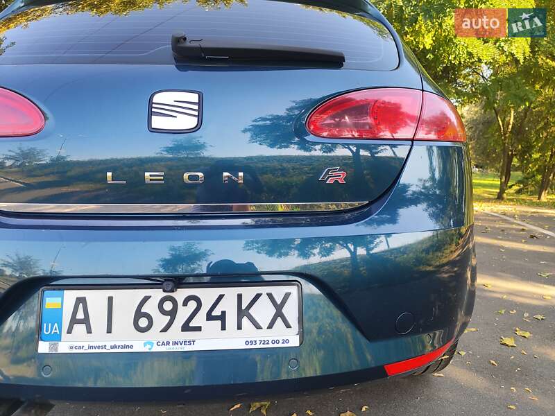 Хэтчбек SEAT Leon 2006 в Киеве