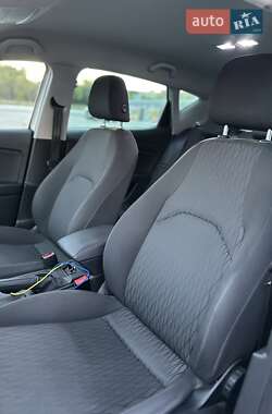 Хэтчбек SEAT Leon 2013 в 