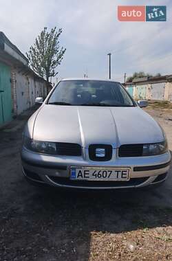 Хэтчбек SEAT Leon 1999 в 