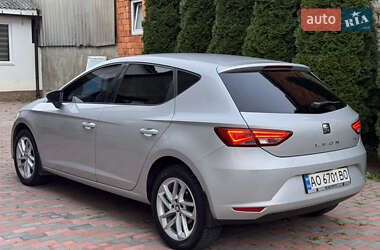 Хэтчбек SEAT Leon 2013 в 
