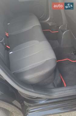 Хэтчбек SEAT Leon 2011 в 