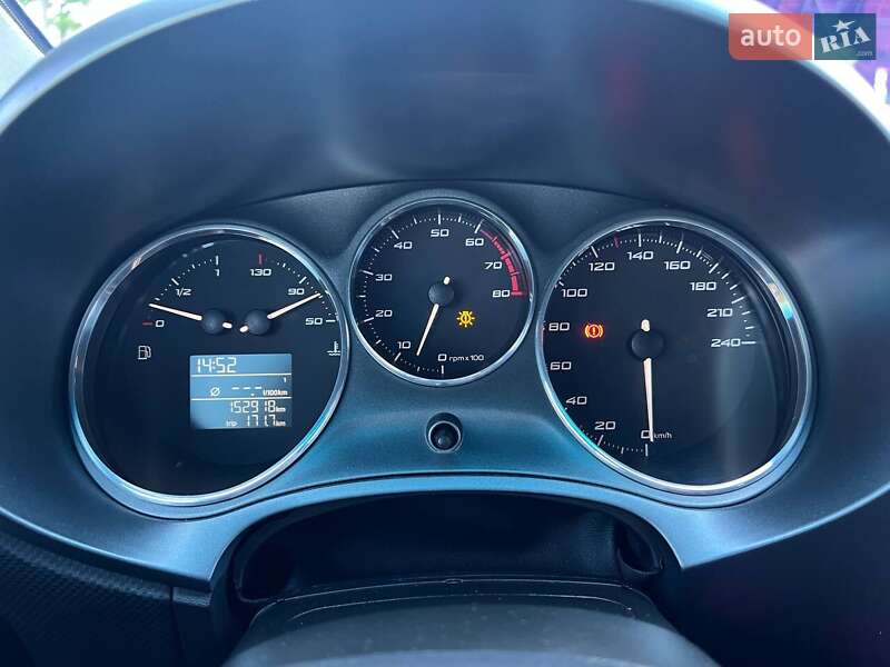 Хэтчбек SEAT Leon 2011 в Киеве