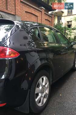 Хэтчбек SEAT Leon 2008 в 