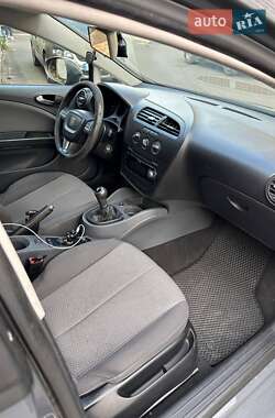 Хетчбек SEAT Leon 2009 в 