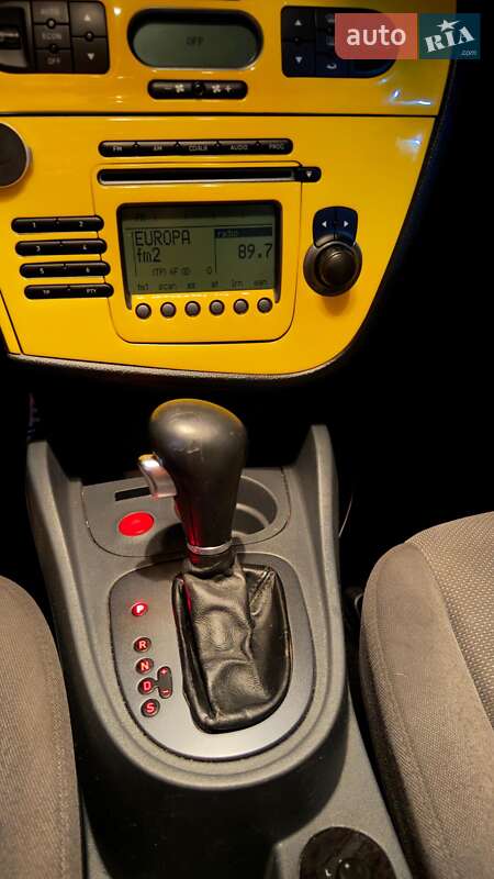 Хетчбек SEAT Leon 2006 в Одесі