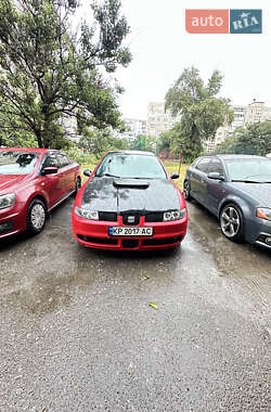 Хэтчбек SEAT Leon 2004 в 