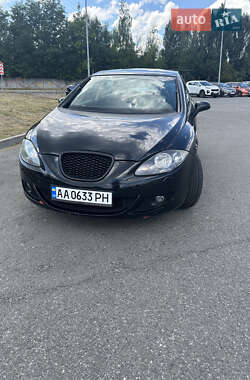 Хэтчбек SEAT Leon 2007 в 