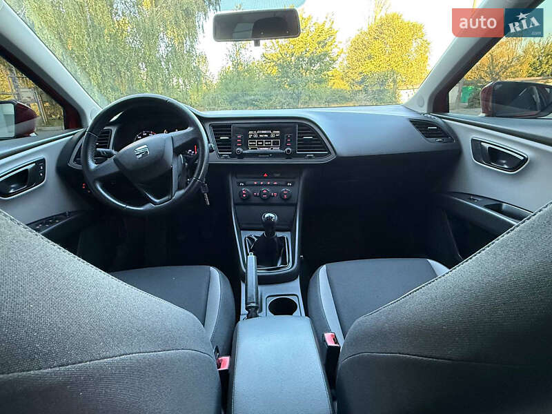 Хэтчбек SEAT Leon 2013 в Кривом Роге