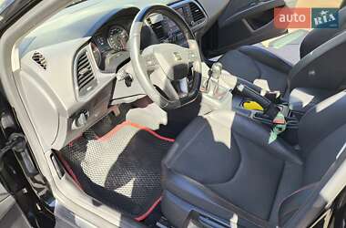 Хэтчбек SEAT Leon 2013 в 