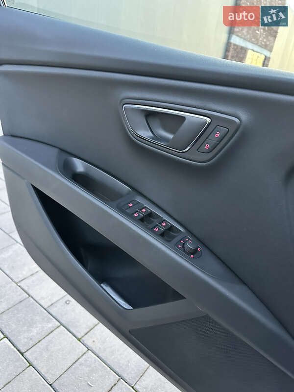 Універсал SEAT Leon 2015 в Хмельницькому