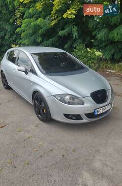 Хэтчбек SEAT Leon 2007 в 