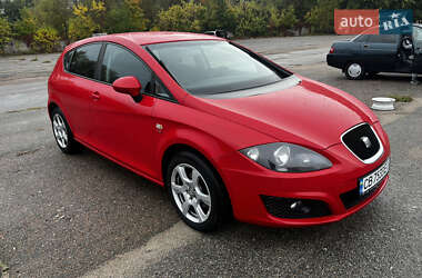 Хетчбек SEAT Leon 2010 в Чернігові