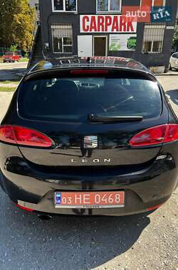 Хэтчбек SEAT Leon 2007 в 