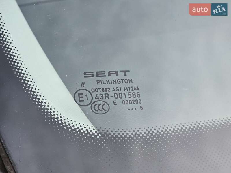Хэтчбек SEAT Leon 2016 в Киеве