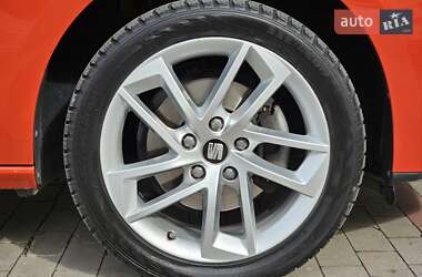 Хэтчбек SEAT Leon 2016 в 