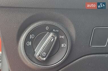 Хэтчбек SEAT Leon 2016 в 