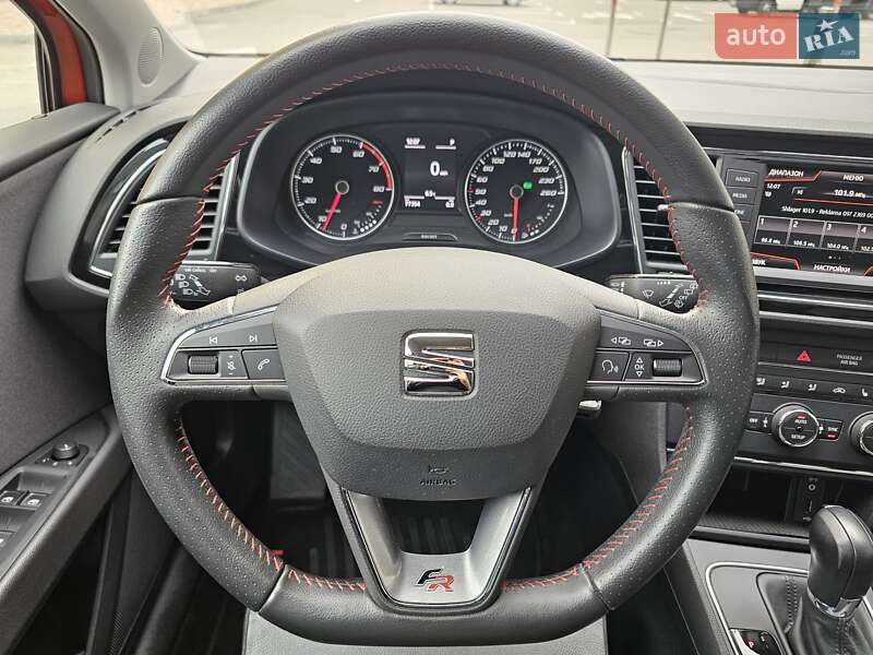 Хэтчбек SEAT Leon 2016 в Киеве