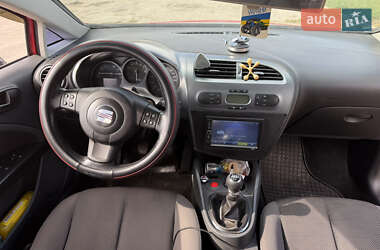 Хэтчбек SEAT Leon 2008 в 