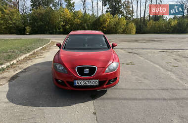 Хэтчбек SEAT Leon 2008 в Харькове