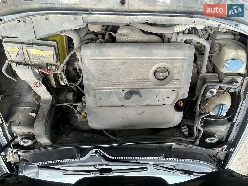 Хэтчбек SEAT Leon 2005 в Луцке