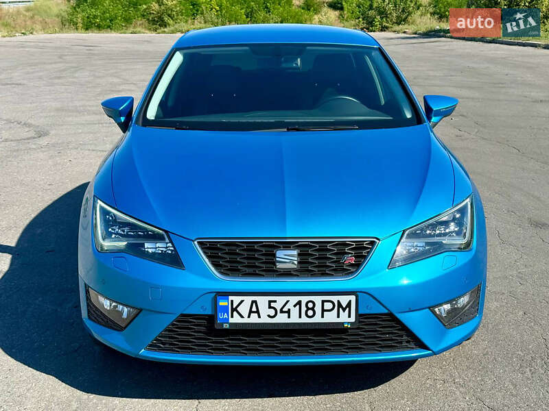 Хэтчбек SEAT Leon 2016 в 