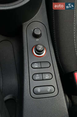 Хэтчбек SEAT Leon 2011 в 