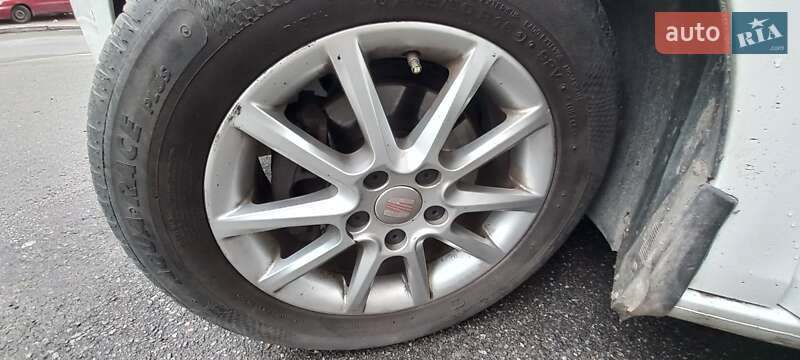 Хетчбек SEAT Leon 2010 в Києві