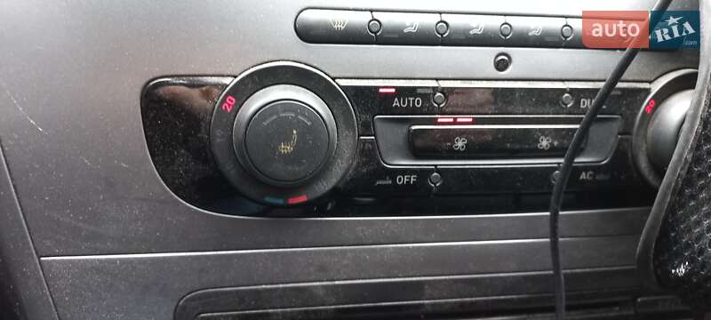 Хетчбек SEAT Leon 2010 в Києві