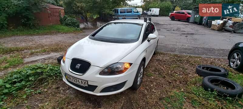 Хетчбек SEAT Leon 2010 в Києві