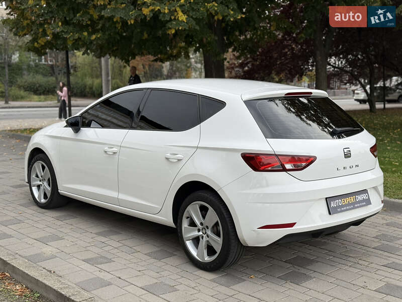 Хэтчбек SEAT Leon 2019 в Днепре