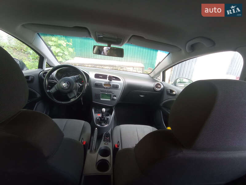 Хетчбек SEAT Leon 2007 в Києві