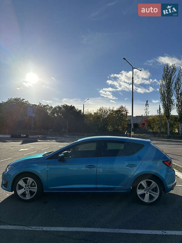 Хетчбек SEAT Leon 2013 в Києві