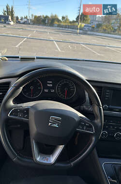 Хэтчбек SEAT Leon 2013 в 