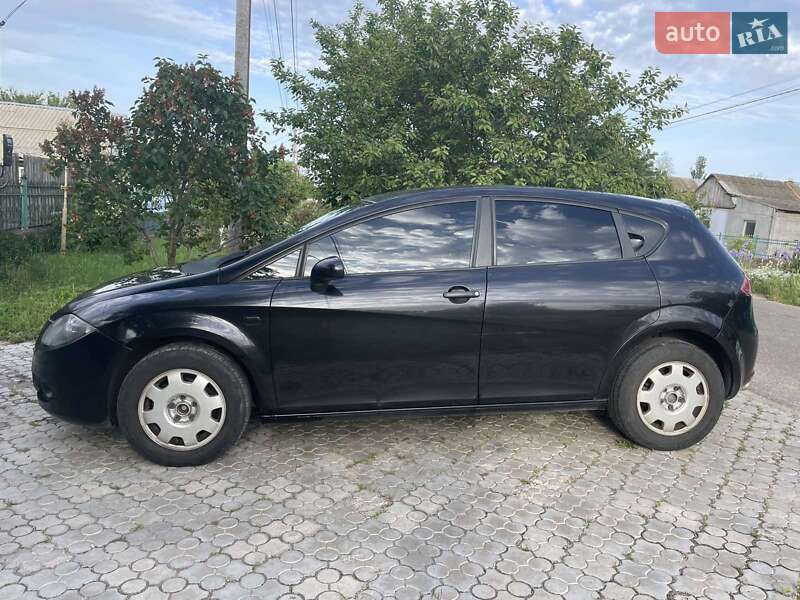 Хетчбек SEAT Leon 2007 в Миколаєві