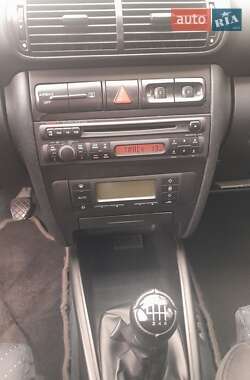 Хэтчбек SEAT Leon 2004 в 