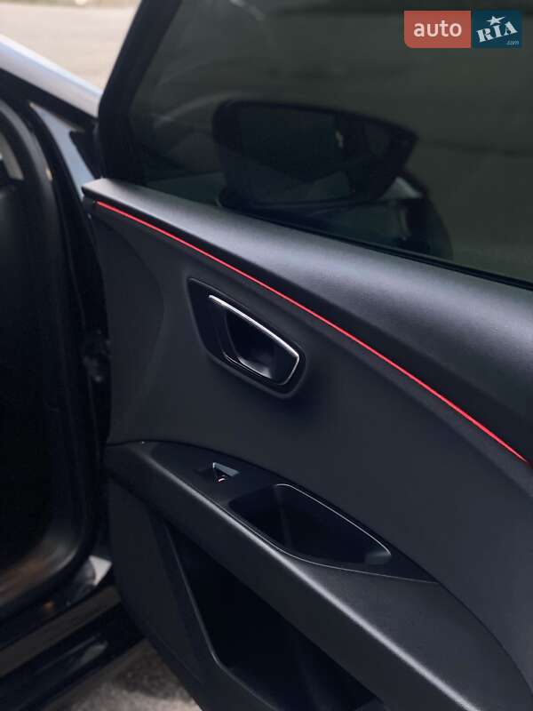 Универсал SEAT Leon 2014 в Львове фото 26 Универсал SEAT Leon 2014 в Львове