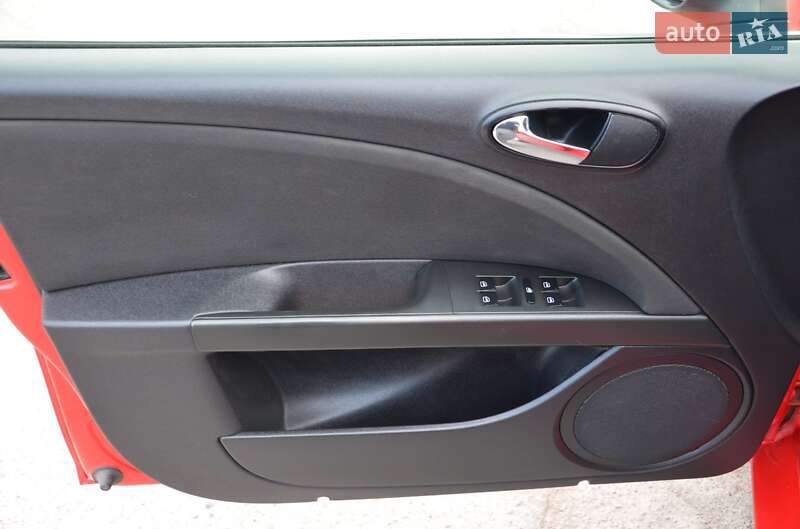 Хэтчбек SEAT Leon 2008 в Павлограде фото 37 Хэтчбек SEAT Leon 2008 в Павлограде