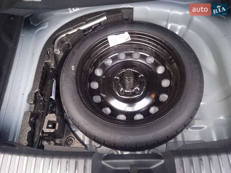 Хэтчбек SEAT Leon 2020 в Луцке фото 50 Хэтчбек SEAT Leon 2020 в Луцке