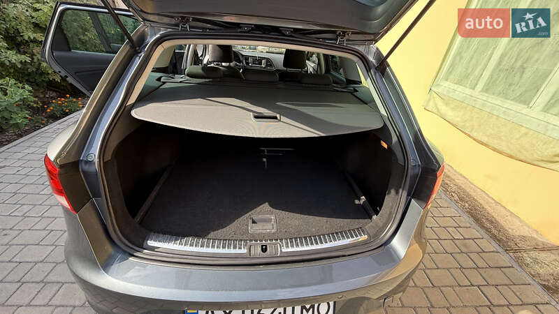 Универсал SEAT Leon 2014 в Новомосковске фото 14 Универсал SEAT Leon 2014 в Новомосковске