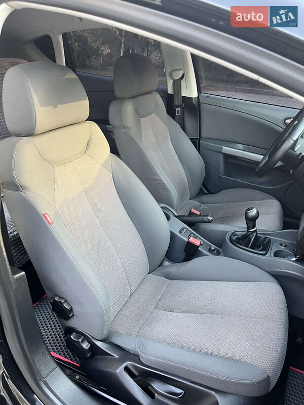 Хетчбек SEAT Leon 2009 в Павлограді фото 11 Хетчбек SEAT Leon 2009 в Павлограді